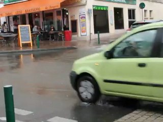 Clermont : les réseaux saturent avec l'eau des orages
