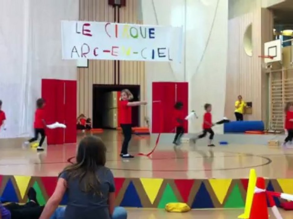 Spectacle ARC-EN-CIRQUE juin 2012 - vidéo 1