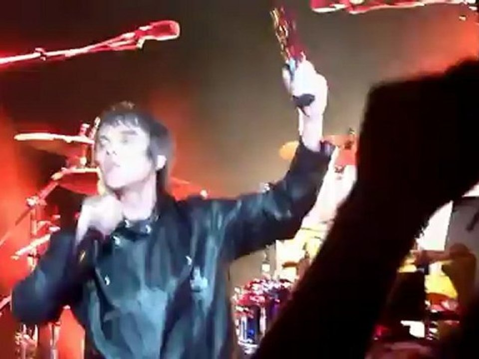 The Stone Roses - I Wanna Be Adored & Mersey Paradise (Live HD 2012)