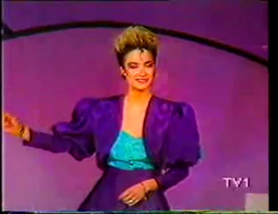 Nalan  ALTINÖRS       "Hiçbir Şeyde Gözüm Yok "