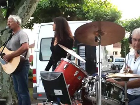 2 Dedicace à Momo Cri-Cri et Mélanie ... Groupe Orchestre fêtes en tous genres.