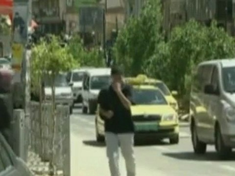 Palestinians eye Arafat exhumation on poison claim