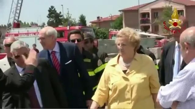 San Prospero (MO) - Visita del Ministro Cancellieri al campo base VVF 1 (03.07.12)