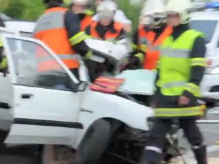 Violent accident entre une voiture et un camion à Feignies