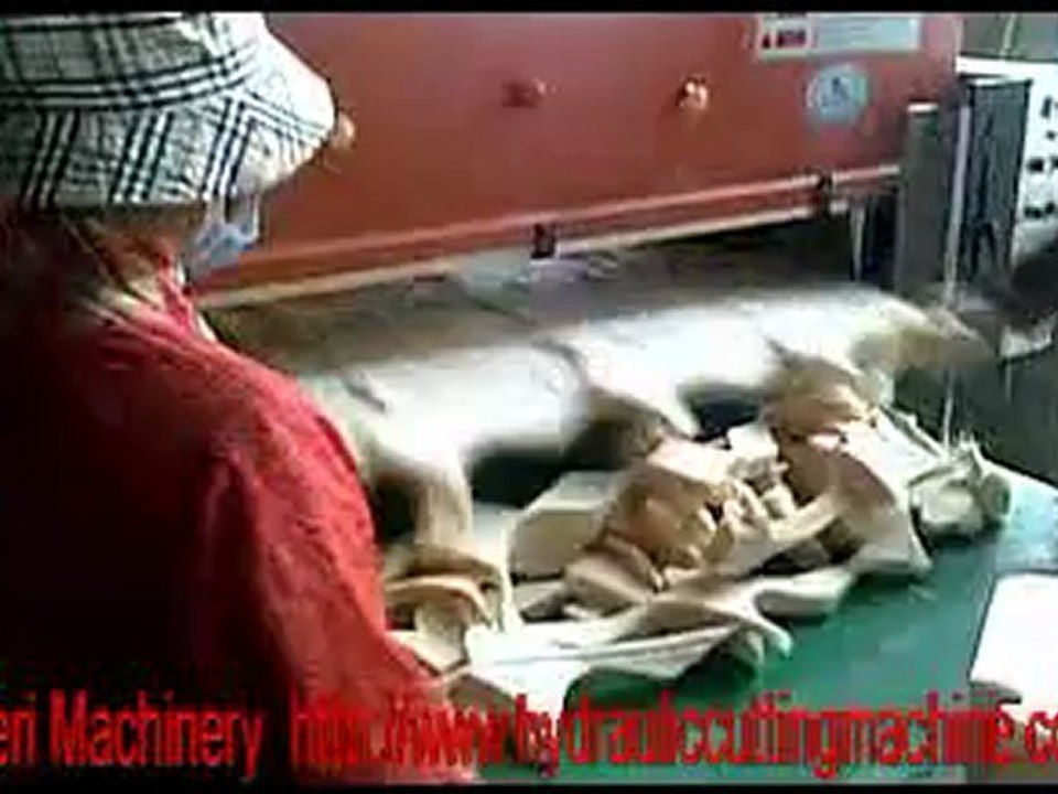 Thermal Insulation Material Cutting Machine