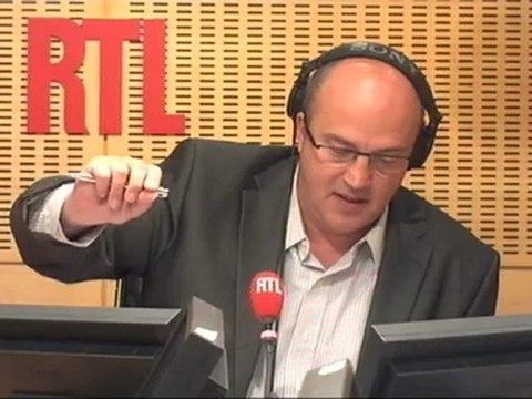 Le face à face Aphatie-Duhamel : le gouvernement prélève-t-il trop d'impôts ?