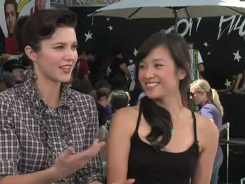 Scott Pilgrim vs. the World -  Mary Elizabeth Winstead & Ellen Wong interview