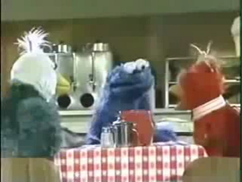 KURABİYE CANAVARI ŞARKI SÖYLÜYOR