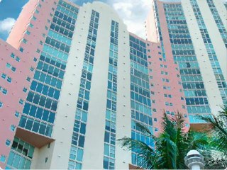 Luxury Condo Near Aventura Mall(video tour) : 3370 Hidden bay drive