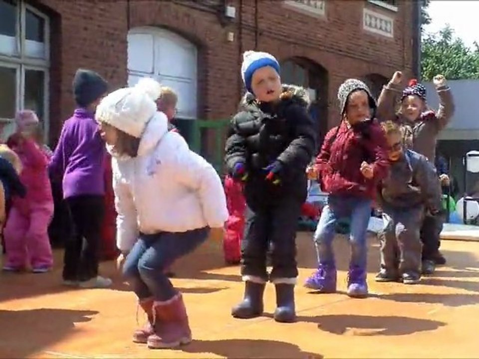 DIVION  fête des écoles le 30 06 2012. Ecole René Goscinny