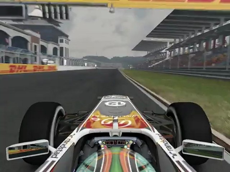 F1 2011 - GP de Turquie - Kovalainen vs Kier (onboard)