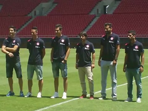 Παρουσίαση των παικτών του Ολυμπιακού στο Γ. Καραϊσκάκης - Γιαννιώτης, Τάτος, Μανωλάς, Βλαχοδήμος, Ζαραδούκας, Σιόβας (1)