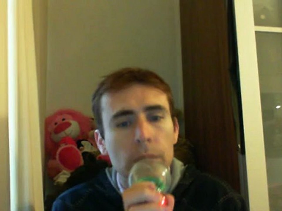 Wiwi égratigne "let's jump the broomstick" de Brenda Lee