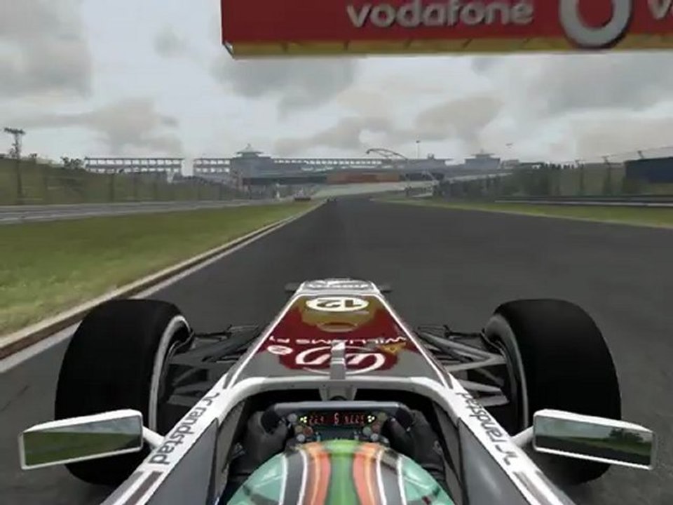 F1 2011 - GP de Turquie - Kier vs Barrichello (1) (onboard)