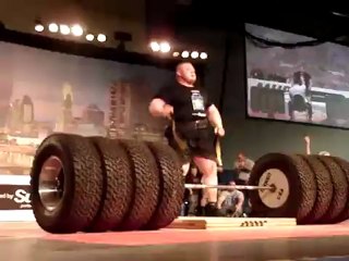 Il Souleve 1000 Kilo Incroyable L'homme Le Plus Fort Au Monde