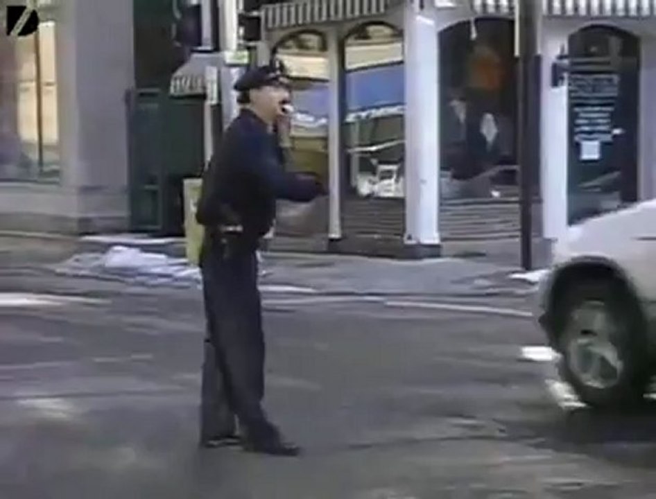 Policía Bailarín - Dancing Traffic Cop