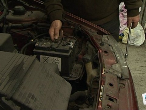 Comment changer la batterie de voiture