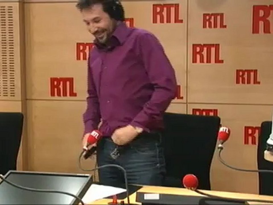 "La marque du Mailhot" : "Régis fait sa grande démarque"