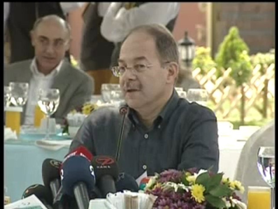 KORKAN KADINA SEZERYAN SERBEST