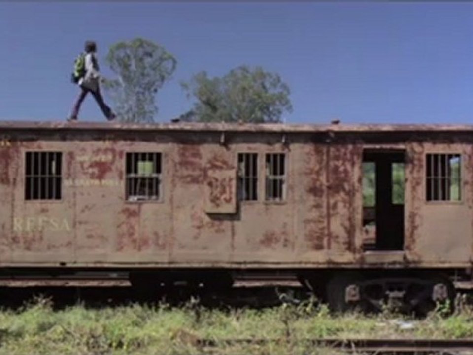 HISTORIAS - DES HISTOIRES QUI N'EXISTENT QUE L'ORSQUE L'ON S'EN SOUVIENT - Bande-annonce VO