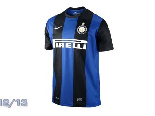 Descargar video: Les dix derniers maillots domicile de l'Inter Milan