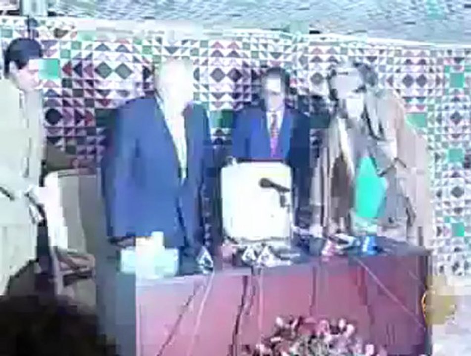 رحيل نجم الدين أربكان رئيس وزراء تركيا الأسبق