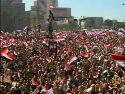 ولادة أحزاب جديدة من رحم الثورة المصرية