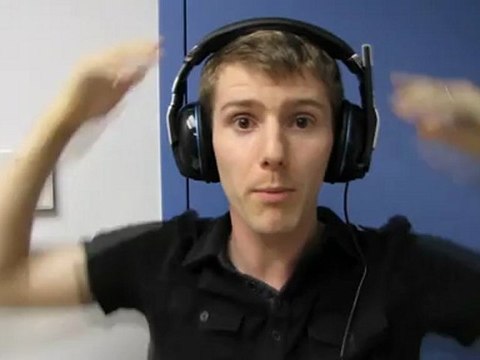 Corsair Vengeance 2000 Wireless Gaming Headset Unboxing & First Look Linus Tech Tips