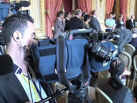 Laurent Fabius avec son homologue turc, Ahmet Davutoglu (05.07.12)