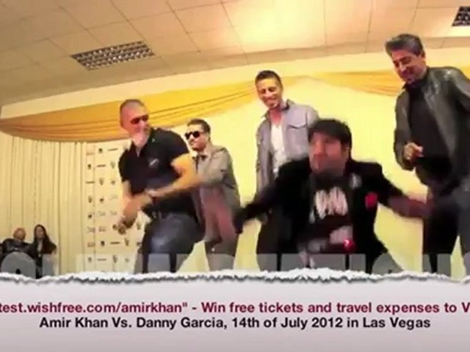 Amir Khan dancing, a very rare video
