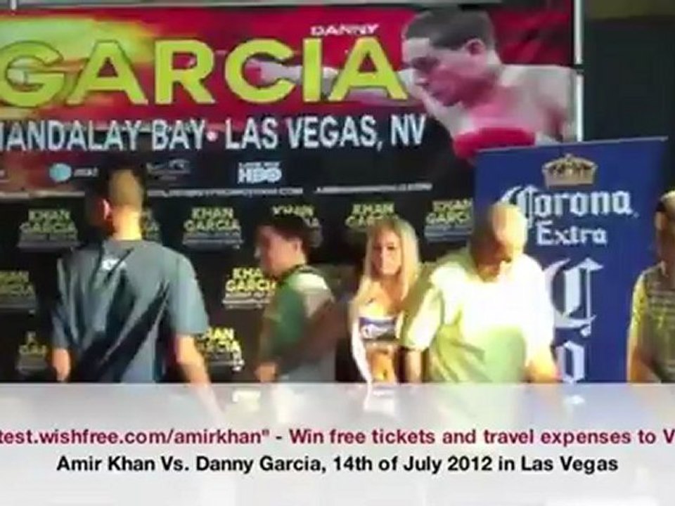 Amir Khan Vs Danny Garcia, Stare session after the press conference