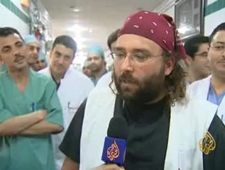 وصول باخرة تقل مصابين ليبيين إلى تونس