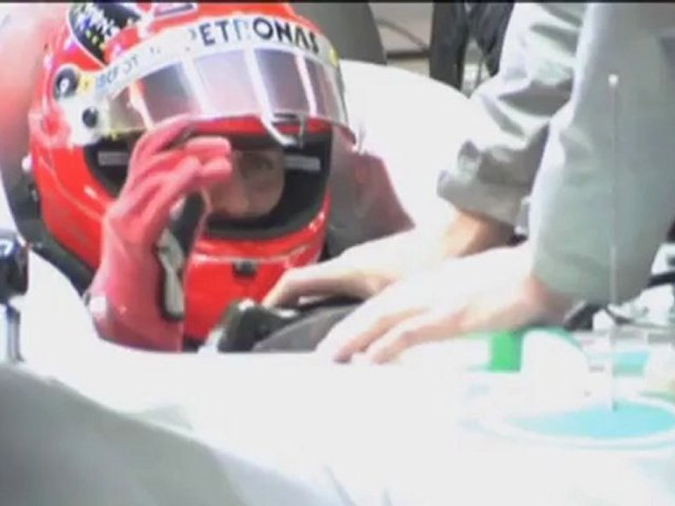 F 1: Hamilton schwimmt zur Bestzeit