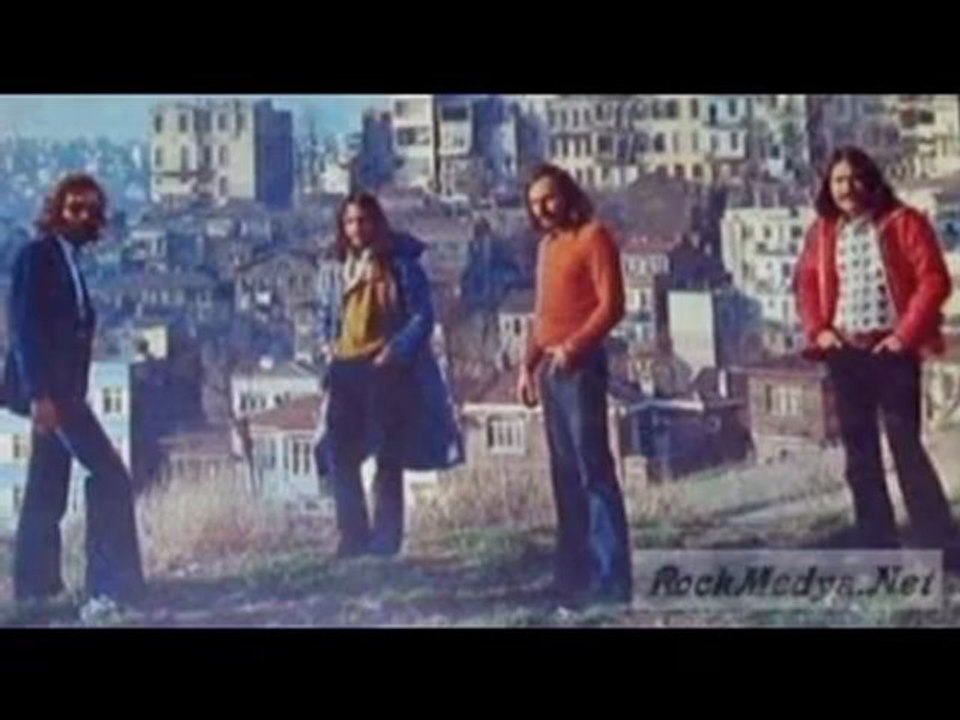 Mogollar - Tanrilarin Arabalari (1974)