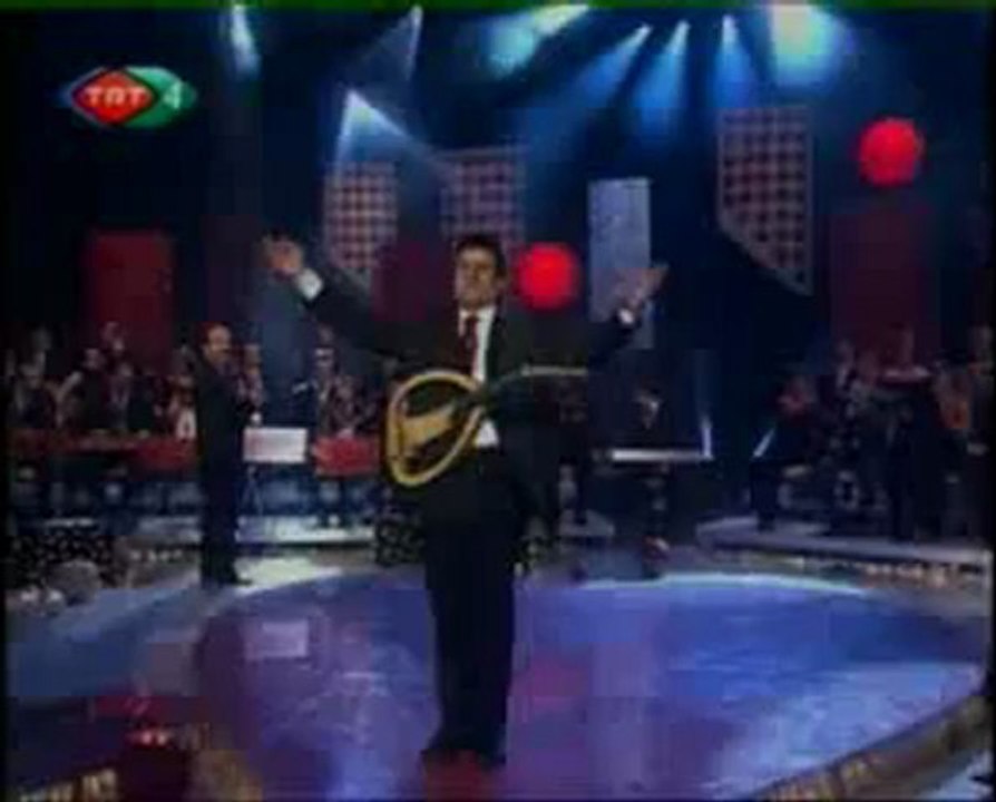 COŞKUN  SABAH     "Baharı  Bekleyen  Kumrular Gibi"