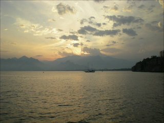 SeN BenDeN GİTTiN GiDELİ