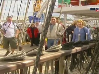 Les Tonnerres de Brest 2012 : Brest 2004 : visite du "Khersoners"