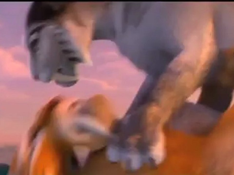 'Ice Age: Continental Drift' Clip: Shira joins the gang