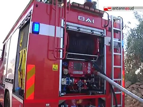 TG 10.07.12 Bari, discarica abusiva di pneumatici in fiamme