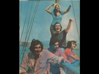 Edip Akbayram ve Dönüsüm - Deniz Üstü Köpürür (1973)