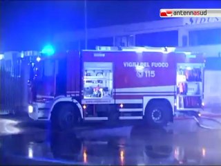 TG 07.07.12 Mobilificio in fiamme a Modugno: c'è l'ombra del racket?