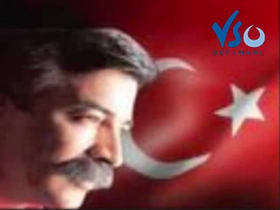 akıl  komedı fılım vatan  ask  sevda  ıhanet  akıllı  olun  kurtler  oyun  buyuk