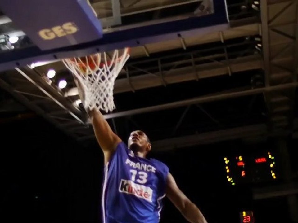 Dunk Boris Diaw, France-Grande Bretagne, Orléans- 7 juillet