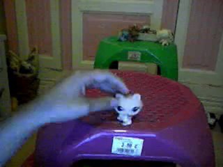 Salut je suis nouvelle !!! :)