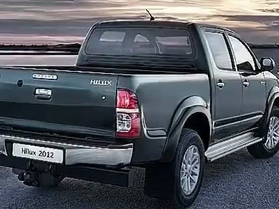 TOYOTA HILUX 2.5E - TOYOTA HILUX 3.0G - TOYOTA CẦN THƠ - 0968 852 862