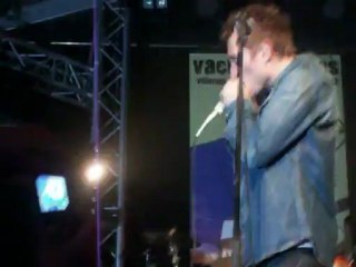 Greg Zlap pendant ses balances a Villerupt