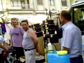 KOMIK AT ARABACISININ KOMIK GORUNTUSU YALVAC