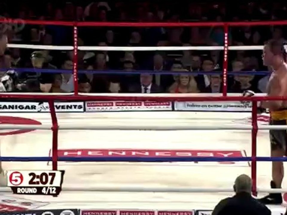 2012-07-07 Tyson Fury vs Vinny Maddalone (Better Quality)