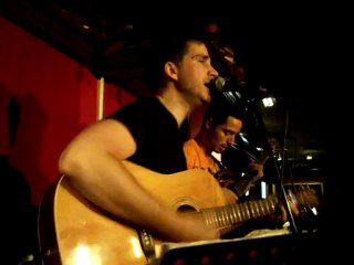 Thomas Parth (taverne de cluny) "Beat it"