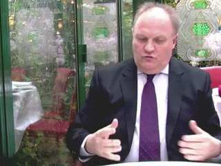 L'UE,Une Tour de Babel Ingérable_Il n'y a Pas de Peuple Européen donc pas de Démocratie européenne